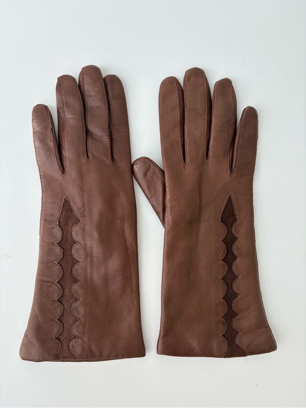 Vintage Classic Brown Leather Women's Gloves